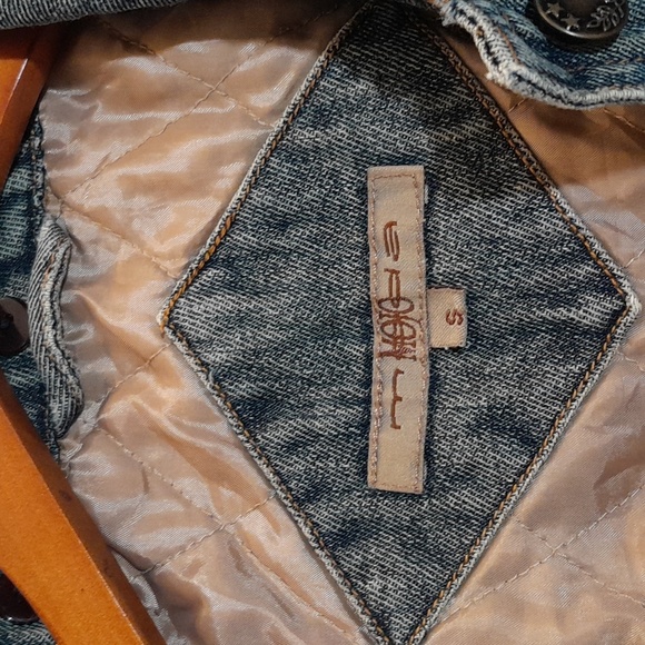 MODA Vintage Distressed Lined Jean Jacket Small - Picture 4 of 10